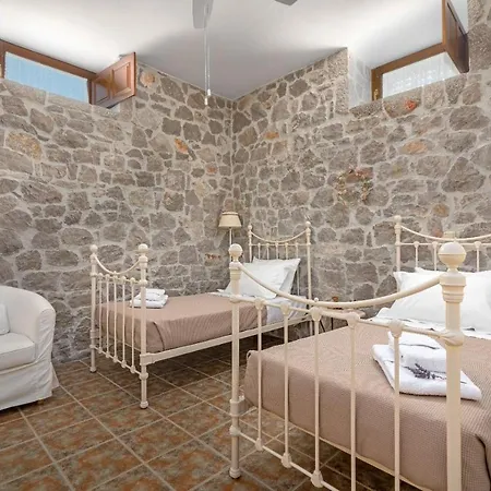 Lavanda E Pietra